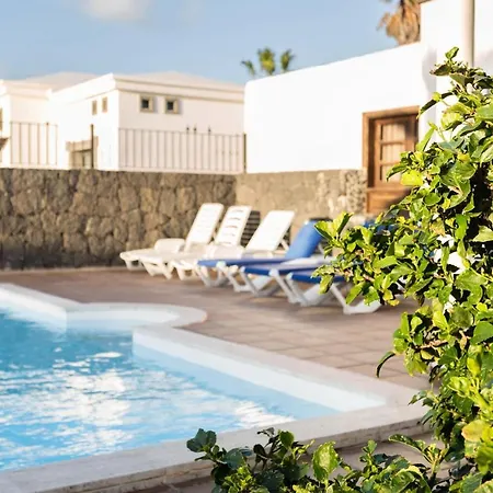 Tania Playa Blanca (Lanzarote)