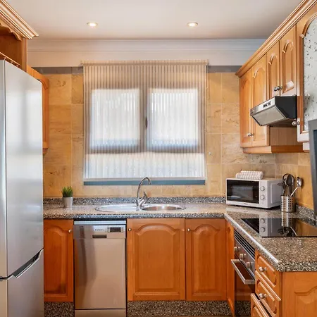 Tania Playa Blanca (Lanzarote)